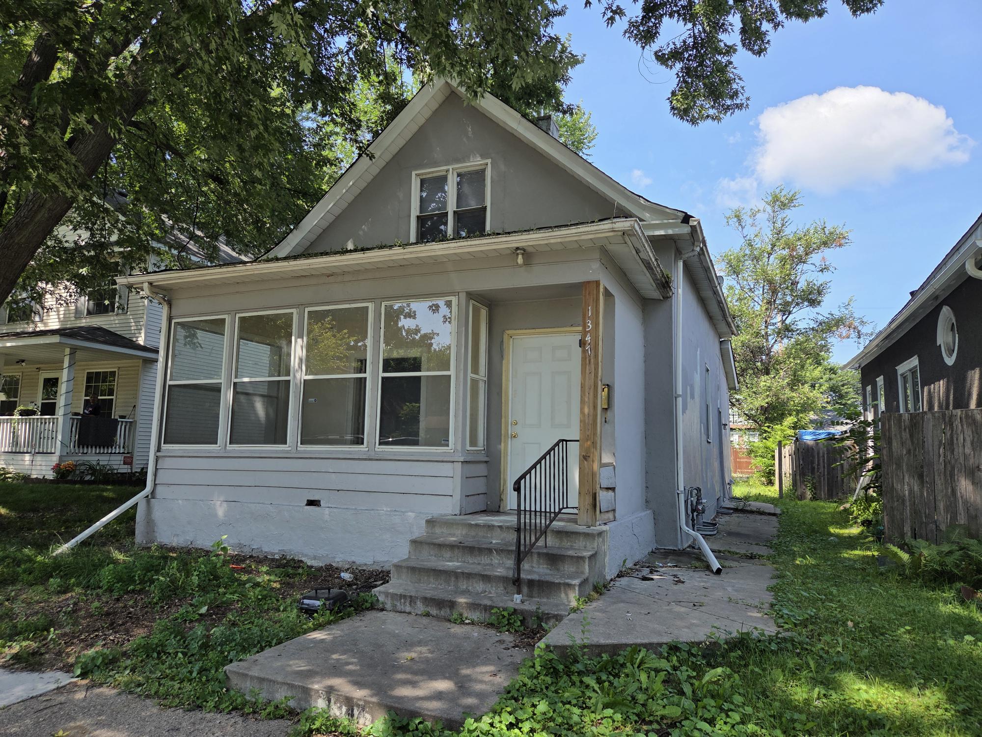 Property main image
